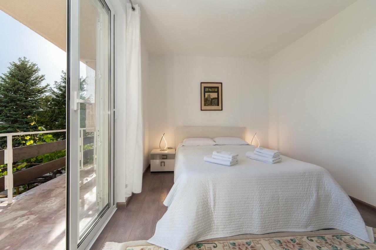 Apartment Bella Baška Voda Esterno foto